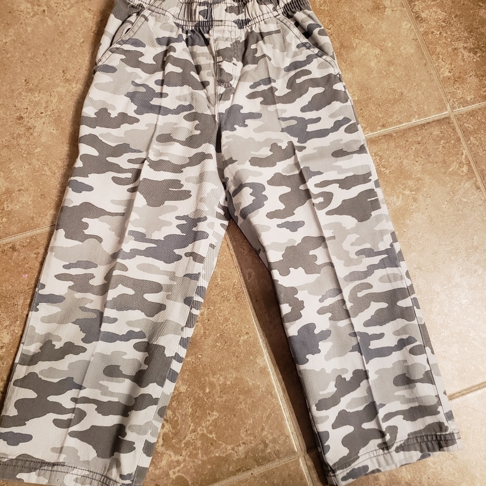 Like New Boys Gray Camo Pullup Pants